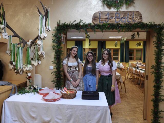 Herzlichen willkommen beim Landjugendball in St. Oswald ob Eibiswald | Foto: Landjugend