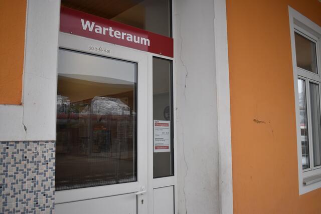 Der Eingang zum Warteraum am Bahnhof Deutschlandsberg Stadt | Foto: Katrin Löschnig