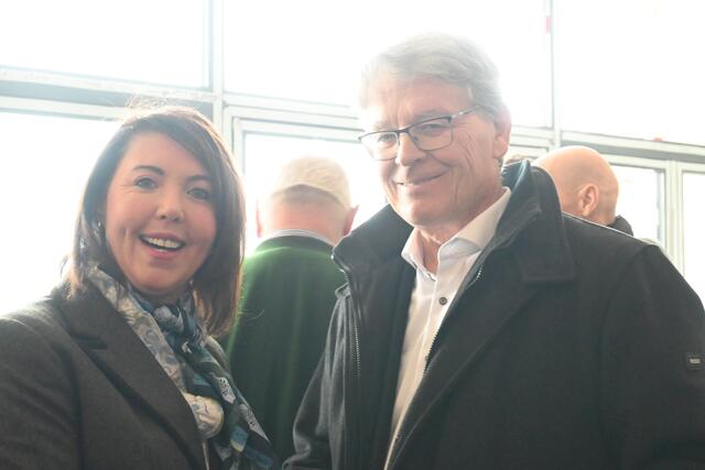 Landtagsobgeordnete Michaela Bartel und Bürgermeister Franz Tiefenbacher (Elsbethen) | Foto: Martin Schöndorfer, 2023