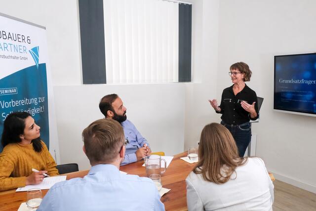 Die Seminarreihe „Vorbereitung zur Selbstständigkeit“ bietet Sicherheit und Orientierung von der Idee bis zur Realisierung des Businessmodells. | Foto: Neudesign