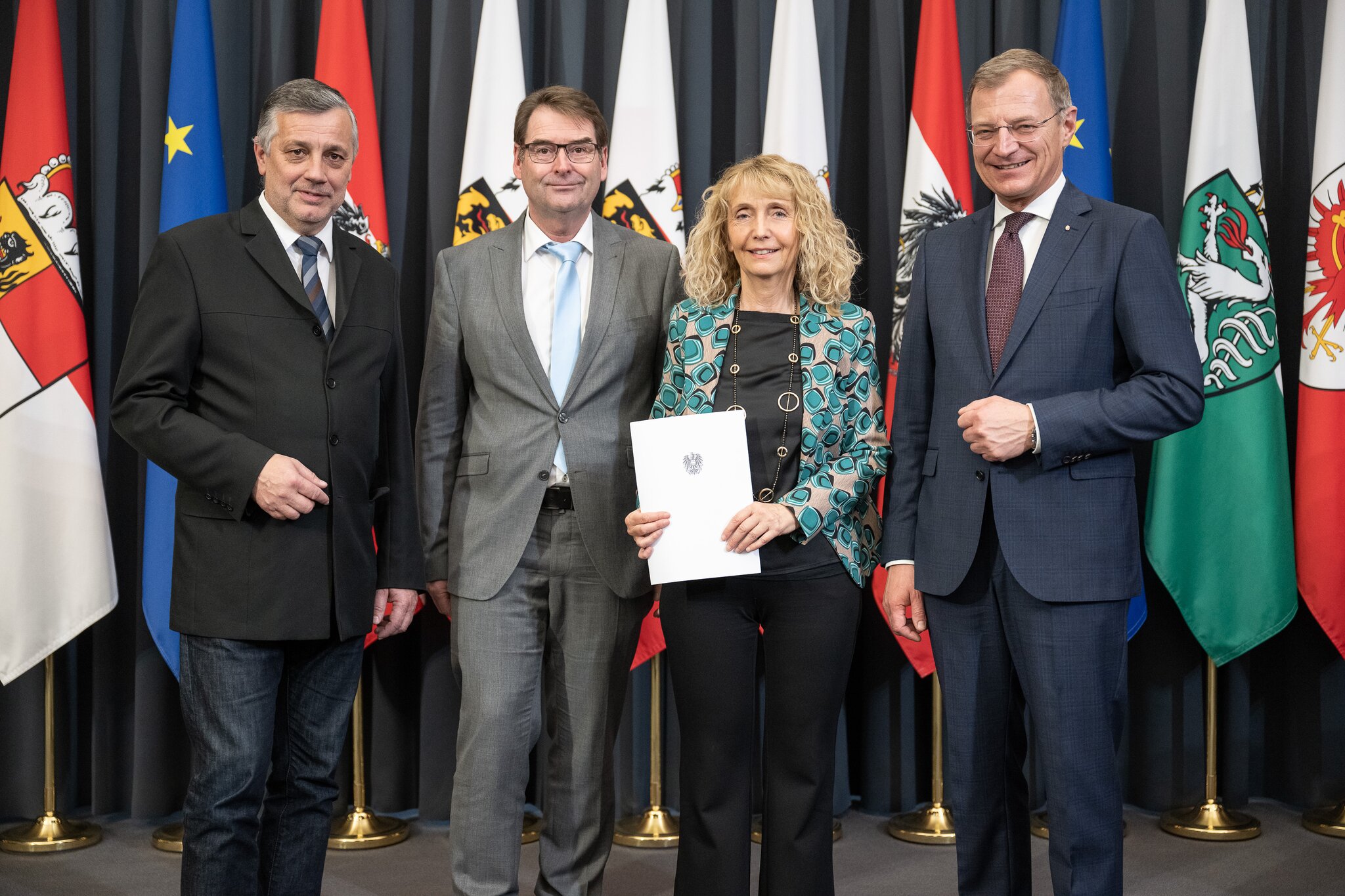 Herzlichen Glückwunsch zur Oberstudienrätin! Auszeichnung für Fr. Prof