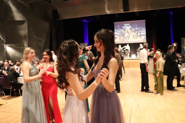 Bildergalerie Und Video HTL Eisenstadt Feierte Ihren Maturaball bildergalerie-und-video-htl-eisenstadt-feierte-ihren-maturaball