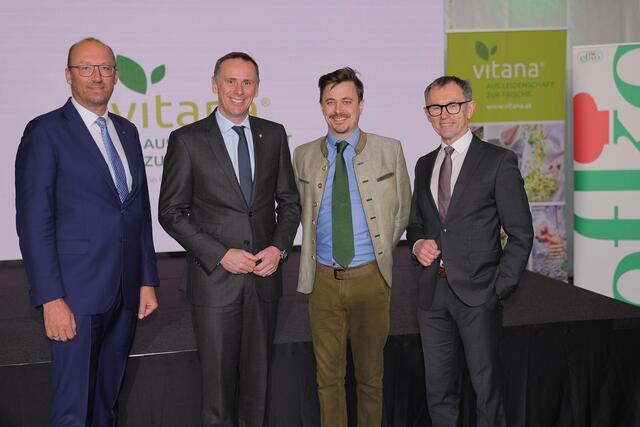 Reinhard Schwendtbauer, Landesrat Jochen Danninger, Matthias Ecker und Klaus Hraby (v.l.). | Foto: efko/Hinterramskogler