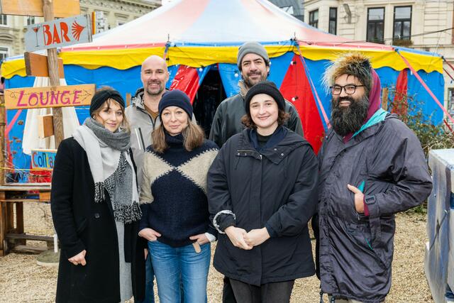 Diese Menschen sorgten dafür, dass die Baulücke zur Kunst- und Kulturoase wurde. Nur noch heuer soll es dieses Angebot geben. | Foto: Markus Spitzauer
