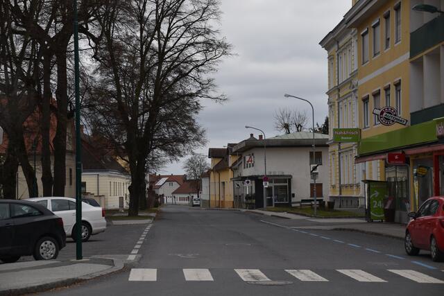 Auf dieser Straße kam es im November zum tragischen Unfall. Bald wird es hier eine 30er-Zone geben. | Foto: Michael Strini