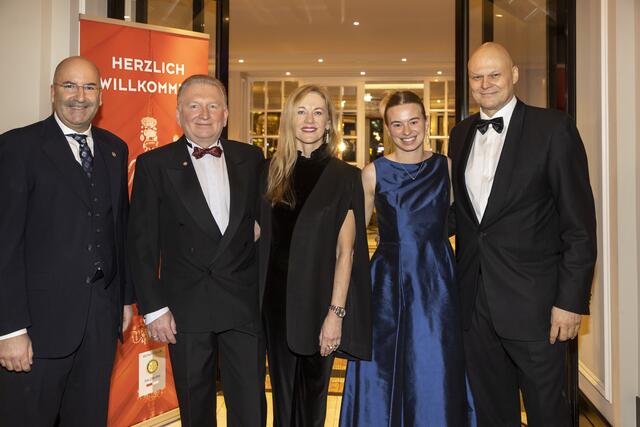Ball des Rotary Club Salzburg im Hotel Sacher | Foto: Andreas Kolarik