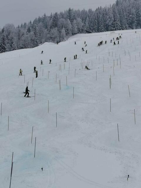 Die nationalen und internationalen Ski-Asse bereiteten sich in den Stunden vor dem Nightrace auf der Reiteralm vor. | Foto: Reiteralm Bergbahnen