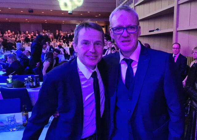 Feierten ihr Wiedersehen - Andreas "Goldi" Goldberger und "The Voice" Ralph Schader. | Foto: Schopper