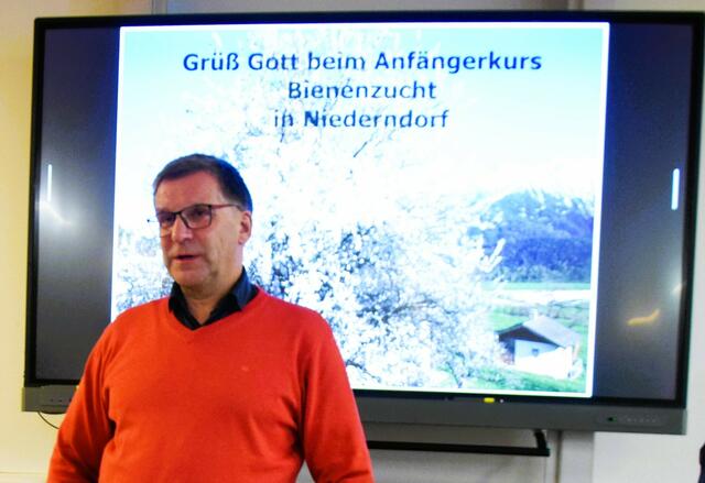 Anfängerkurs für die Bienenzucht in Niederndorf. | Foto: Schwaighofer