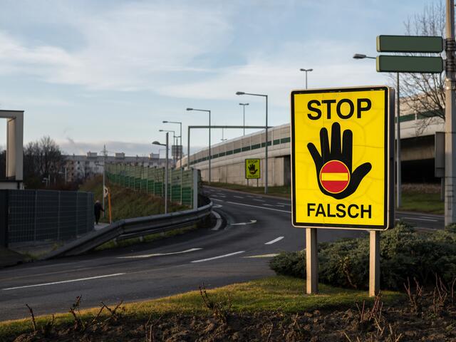 Im Jahr 2022 waren auf Oberösterreichs Straßen 38 Geisterfahrer unterwegs.  | Foto: PantherMedia_B180206370_6344x4758.jpg