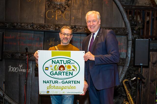 Karl Rosenbauch und Landesrat Martin Eichtinger | Foto: Natur im Garten/J. Ehn