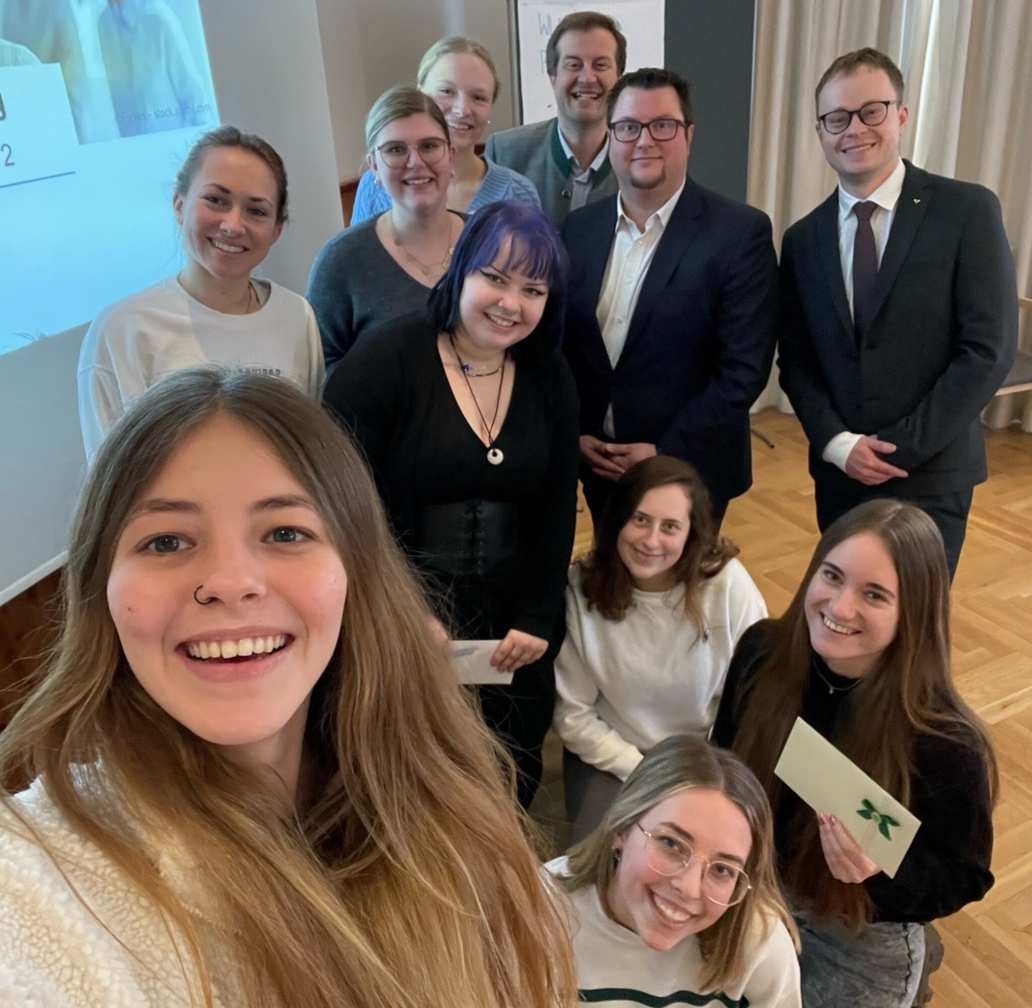 Bad Aussee Erfolgreiche Börsianerinnen der HLWplus wurden prämiert