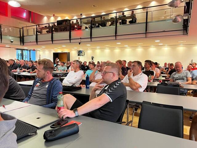 Diesmal werden rund 600 Trainerinnen und Trainer an zwei Tagen der Einladung des KFV folgen | Foto: KFV