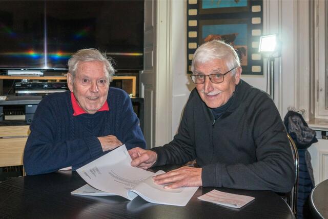 Obmann Helmut Müller mit dem Filmclub Urgestein Manfred  Bösch | Foto: Bandi Koeck