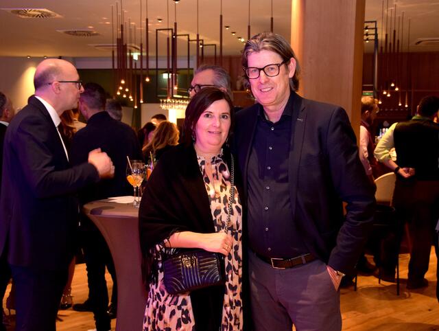 Petra Piccolruaz (Rechtsanwälte Piccolruaz &amp; Müller) mit Herbert Tiefenthaler | Foto: Gerhard Scopoli