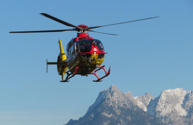 Am Mittwoch kam es zu mehreren Unfällen beim Wintersport im Bezirk Schwaz. Mehrmals musste der Notarzthubschrauber ausrücken. Nach Skikollisionen werden Zeugen gesucht. | Foto: ZOOM.TIROL