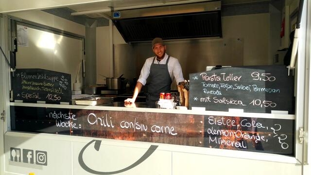 Daniel Zöttl ist mit seinem "Dan's Diner"-Foodtruck gastronomisch erfolgreich unterwegs. | Foto: privat