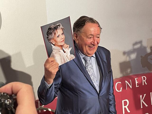Jane Fonda wird Richard Lugner auf den Opernball 2023 begleiten.  | Foto: Patricia Hillinger