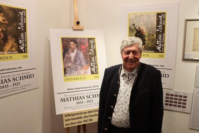 Der Altbürgermeister von Ischgl, Erwin Cimarolli, hat in Eigenregie ein sehenswertes Museum im "Chalet Cima" eingerichtet.  | Foto: Othmar Kolp