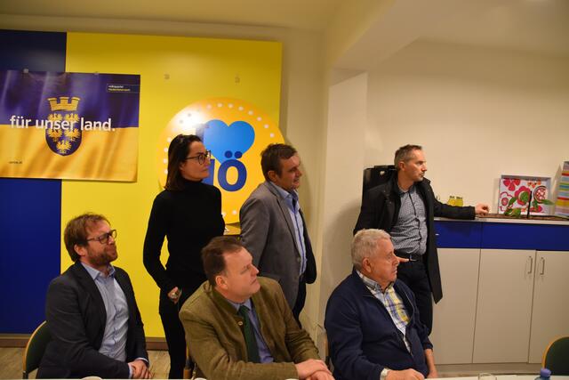 Keinen Grund zur Freude gab's bei der Verkündigung des Wahlergebnisses in der ÖVP-Parteizentrale in Scheibbs.