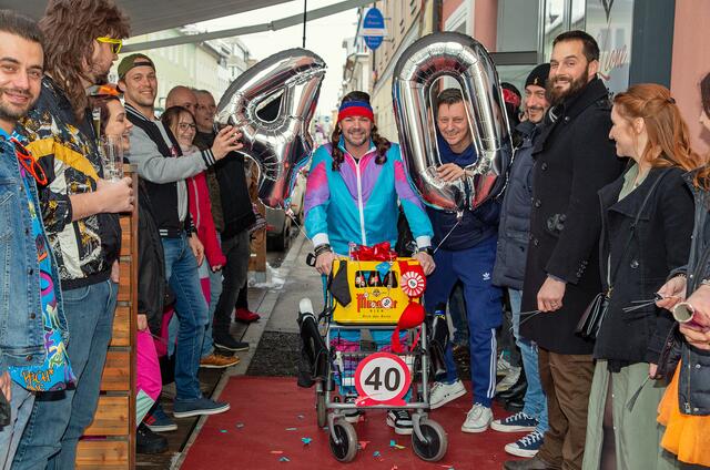 Der 40. Geburtstag von Alexander Novak wurde gebührend gefeiert! | Foto: Roland Pössenbacher
