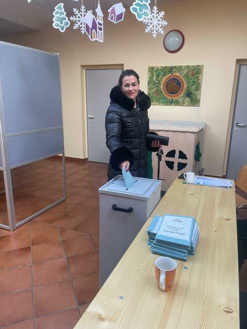 Petra Falk, Ebreichsdorf, hat schon gewählt. | Foto: z.V.g.