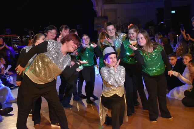 Tanzshow. | Foto: Preineder