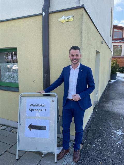 Christian Stacherl, ÖVP, vorm Wahllokal in Krumbach. | Foto: ÖVP