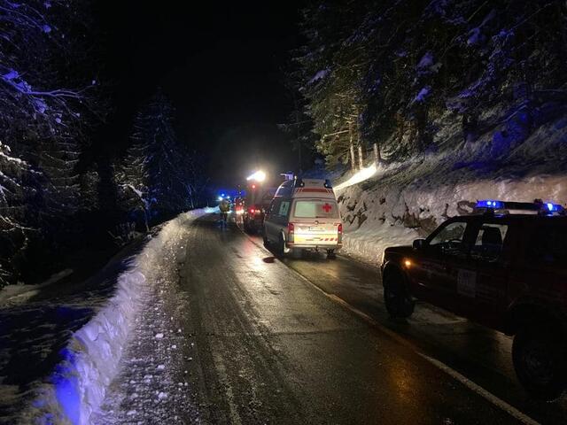 Am Sonntag kam es zu einem Verkehrsunfall auf der B77 Gaberl-Straße. | Foto: FF Zeltweg