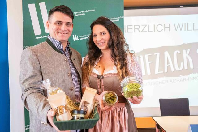 Unter den sechs Nominierten sind auch die Gemüsebauern Denise und Matthias Janisch. | Foto: LK Steiermark/Danner