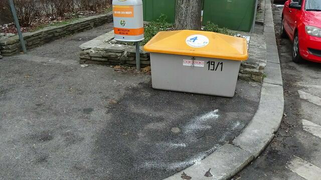 Unbedachter Einsatz von Salz gefährdet Bäume. | Foto: Zukunft Stadtbaum