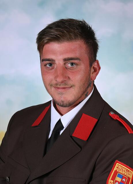 Der 29-jährige Alexander Höllrigl starb an der Unfallstelle. | Foto: FF Schwarzenau