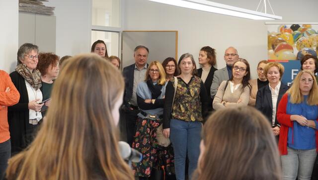 In den selbst geschriebenen Songs der Schülerinnen und Schüler stand das Miteinander im Mittelpunkt. | Foto: Felix Hallinger