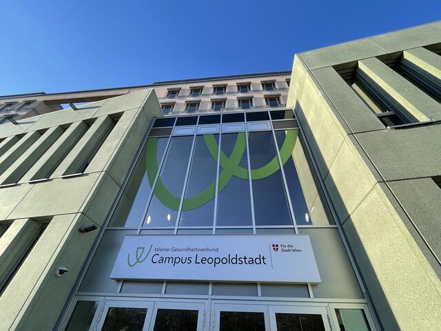 Der neue Campus Leoopoldstadt hat seine Türen in der Lassallestraße eröffnet. Geboten wird eine Pflegeausbildung für rund 430 Menschen.  | Foto: Kathrin Klemm