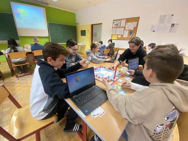 Ab dem kommenden Schuljahr will man im Gymnasium in St. Johann verstärkt auf Wirtschaftsbildung setzen. Außerdem wird man Teil des Erasmus+ Projekts. | Foto: Gymnasium St. Johann