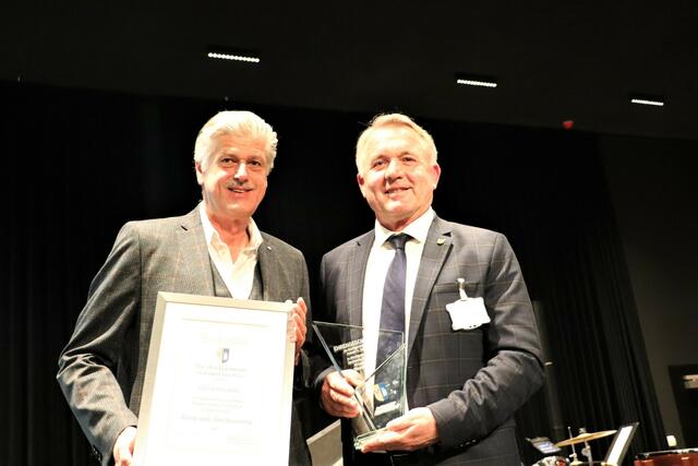 1922 als Schlosserei und Radl-Werkstatt gegründet, ist das Familienunternehmen Stibitzhofer seit 60 Jahren die erste Adresse bei Elektrogeräten und Spielwaren. | Foto: Edith Ertl