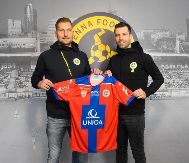 Torwart Andreas Lukse (links) verlängert vorzeitig bei der Vienna - sehr zu Freude von Andreas Ivanschitz | Foto: First Vienna FC 1894