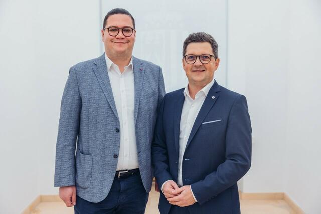 Landtagsabgeordneter Thomas Antlinger und Kinderschutz-Landesrat Michael Lindner. | Foto: MecGreenie