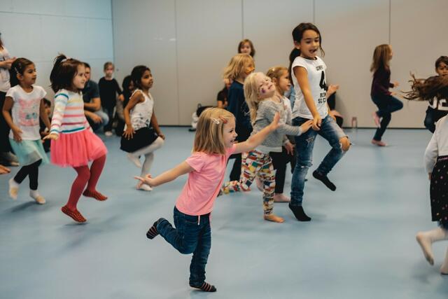 Mit "leOrama" eröffnet in der Leopoldstatd ein neues Tanzstudio für Kinder und Jugendliche. Am 12. Februar, wird zum Eröffnungsfest geladen. | Foto: Verein ArriOla