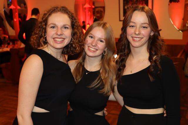 Sarah Novak, Lena Dielacher und Elena Samitsch | Foto: Christopher Polesnig