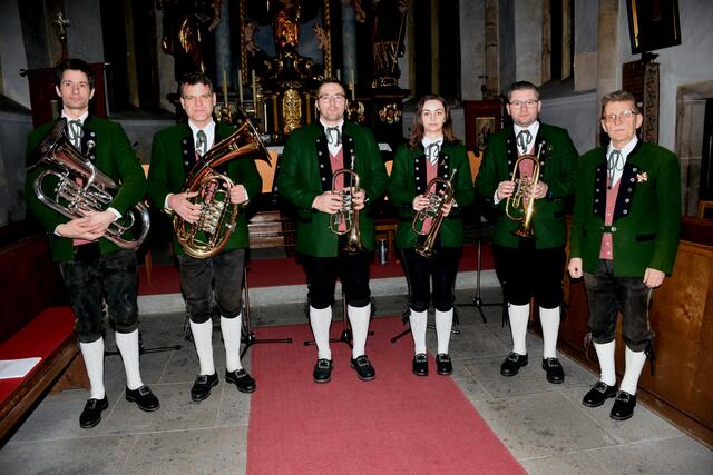 Franz Xaver Müller: Priester, Musiker, Mensch. Die szenische Lesung mit Musik und Bildern berührte in der Kirche und im Franz Xaver Müller Haus in Dimbach.  | Foto: Robert Zinterhof