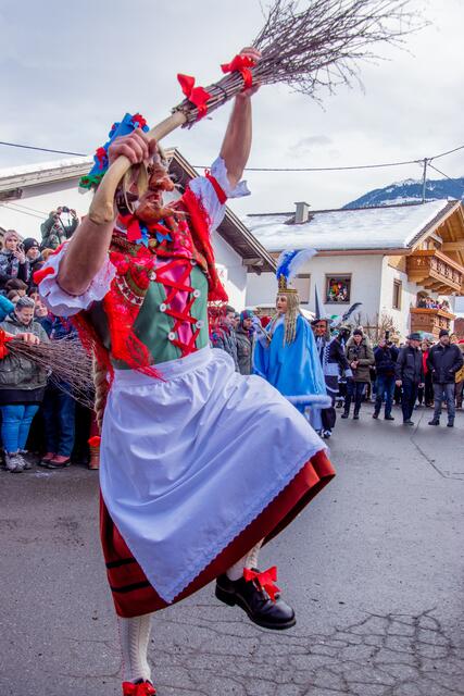 Die Hexen tanzen – und ganz Wald tanzt mit ihnen. | Foto: Trenkwalder