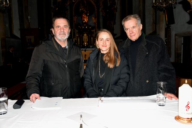  Christoph Lettner, Heimatforscher aus Grein, unternahm mit den Greiner Schauspielern Melanie Janz und Christian Hochgatterer eine Zeitreise in Welt des großen Sohns aus Dimbach Franz Xaver Müller. | Foto: Robert Zinterhof
