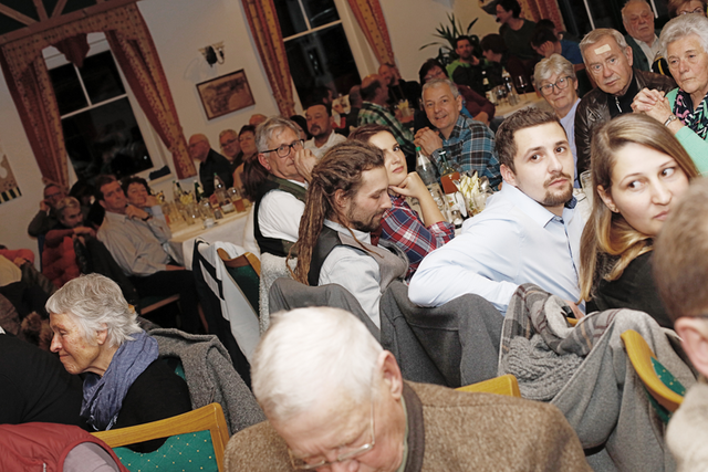 Gespannte Zuhörer bei den Leseproben | Foto: Thomas Laukat