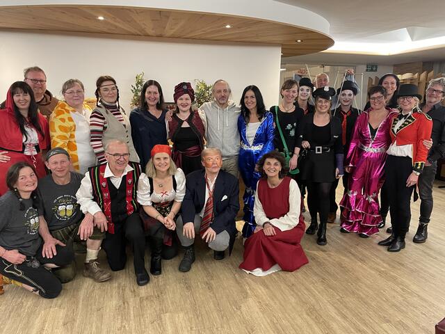 Mitglieder der Theatergruppe Meggenhofen. | Foto: BRS/Moser