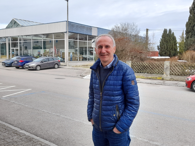 Klaus Roitinger (62) wurde von den Fans zum Jahrhundertrainer gewählt und genießt nun seine Pension.  | Foto: Friedl