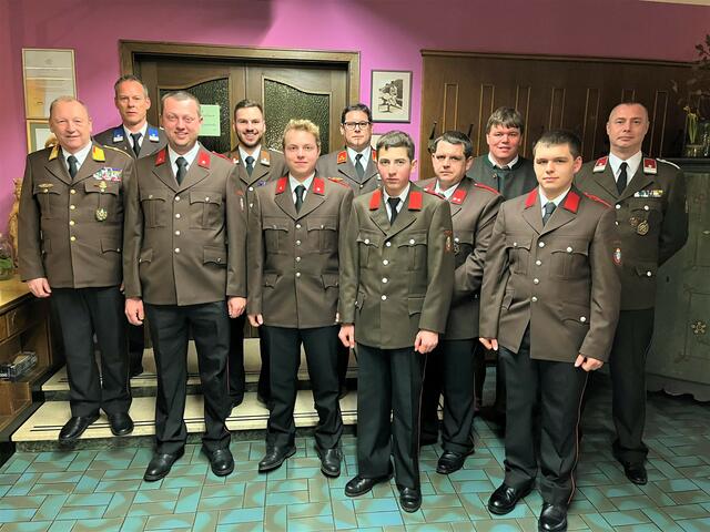 Waren bei der Wehrversammlung dabei: Raimund Rojer, Harald Wundersamer, Gerald Strobl, Noah Binder, Alexander Fritz, Dietmar Wundersamer, Benedikt Binder, Michael Fabian, Thomas Klingler, Lukas Fabian und Michael Fritz  | Foto: Christian Hollinger
