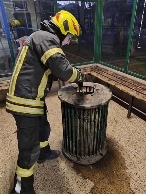 Der brand war rasch gelöscht. | Foto:  FF Waidhofen/Thaya