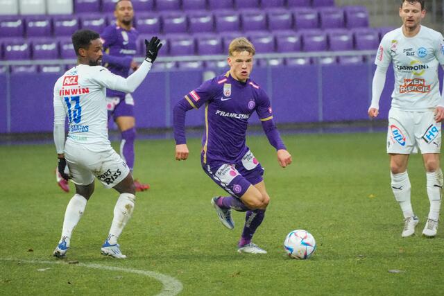 Im Testmatch gegen den FAC setzte es für die Wiener Austria noch ein 1:1; hier mit Mittelfeld-Spieler Matthias Braunöder am Ball.  | Foto: FK Austria Wien/Köhler 