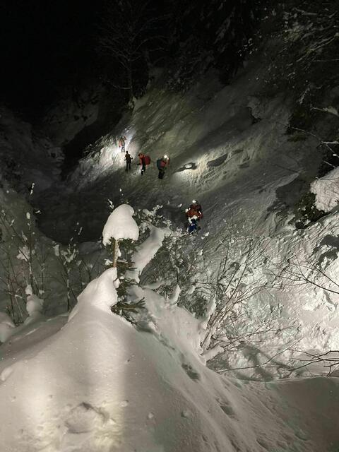 Suche nach verunglückter Skifahrerin auf der Schmittenhöhe in Zell am See. | Foto: Bergrettung Zell am See
